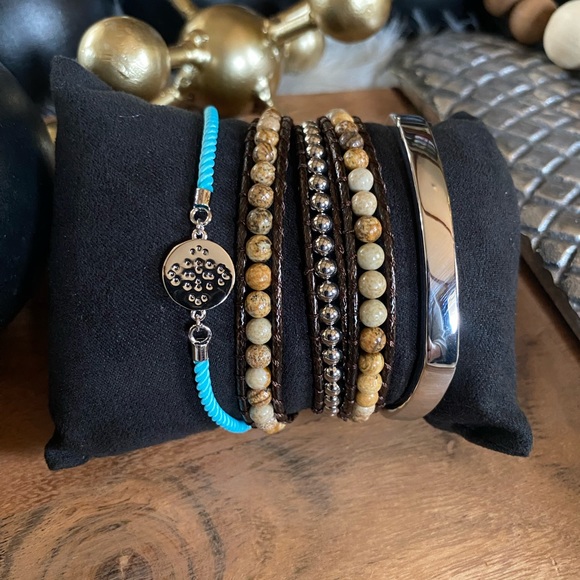 Rustic Cuff Box Set - Picture 2 of 4